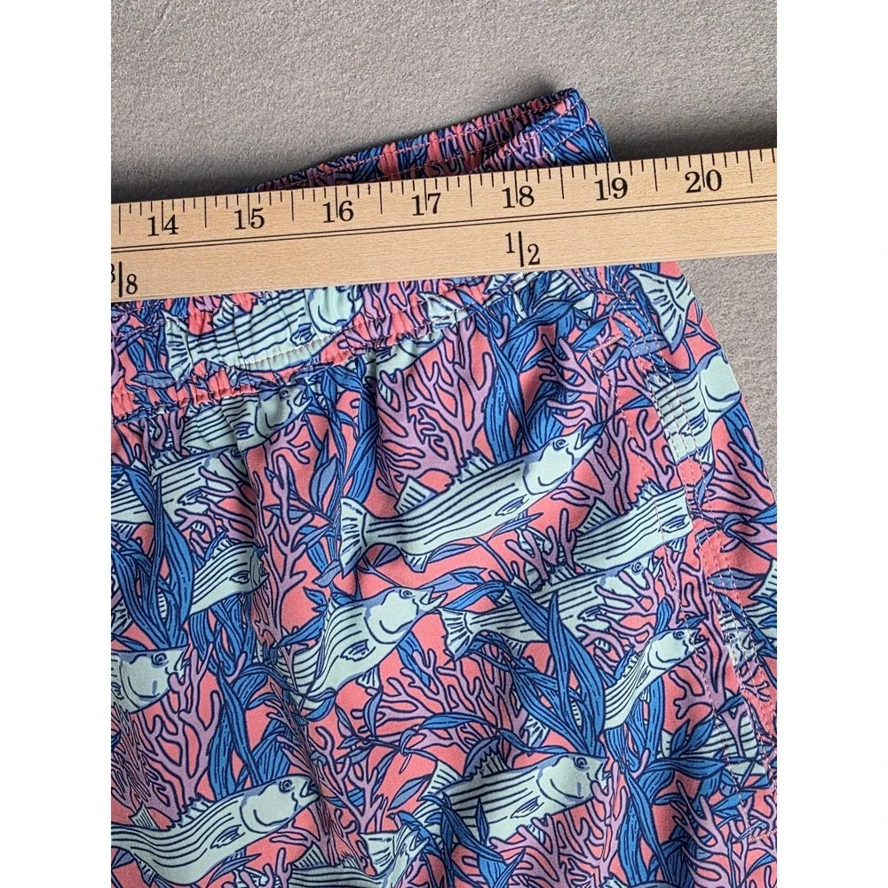 Men's Vineyard Vines Swim Trunks XXL Fish AOP Mesh Lined Pockets Boating Summer